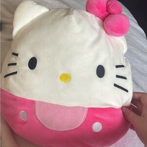 hello Kitty Squishmellow